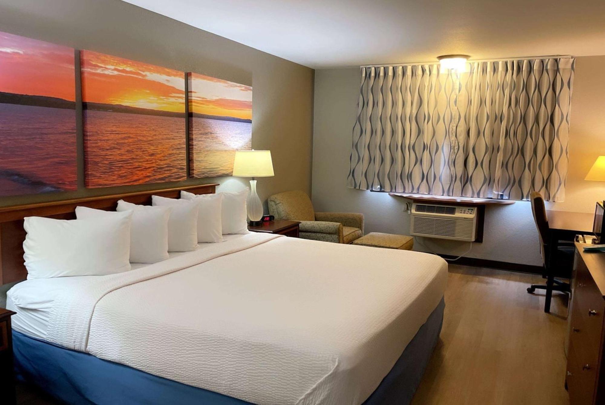 Days Inn & Suites By Wyndham Stevens Point Dış mekan fotoğraf